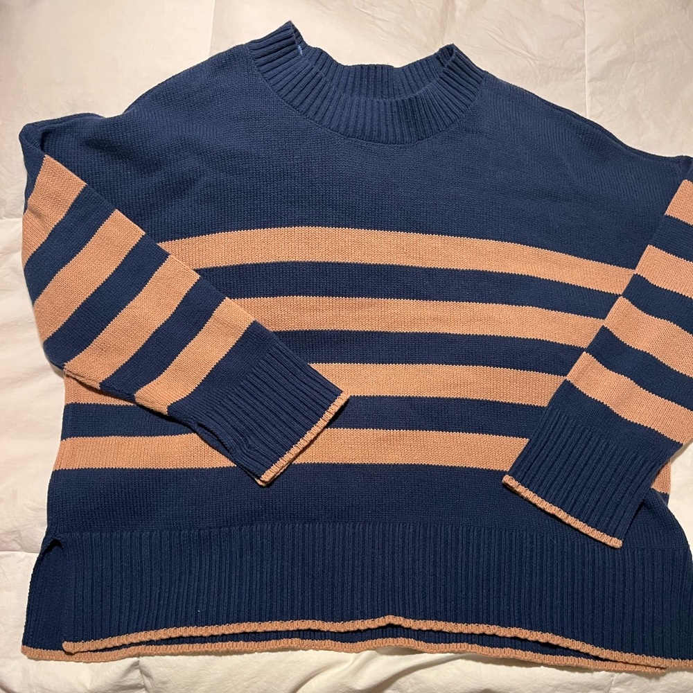 Sonoma Women’s Navy and Beige Striped Knit Sweater Size XXLarge